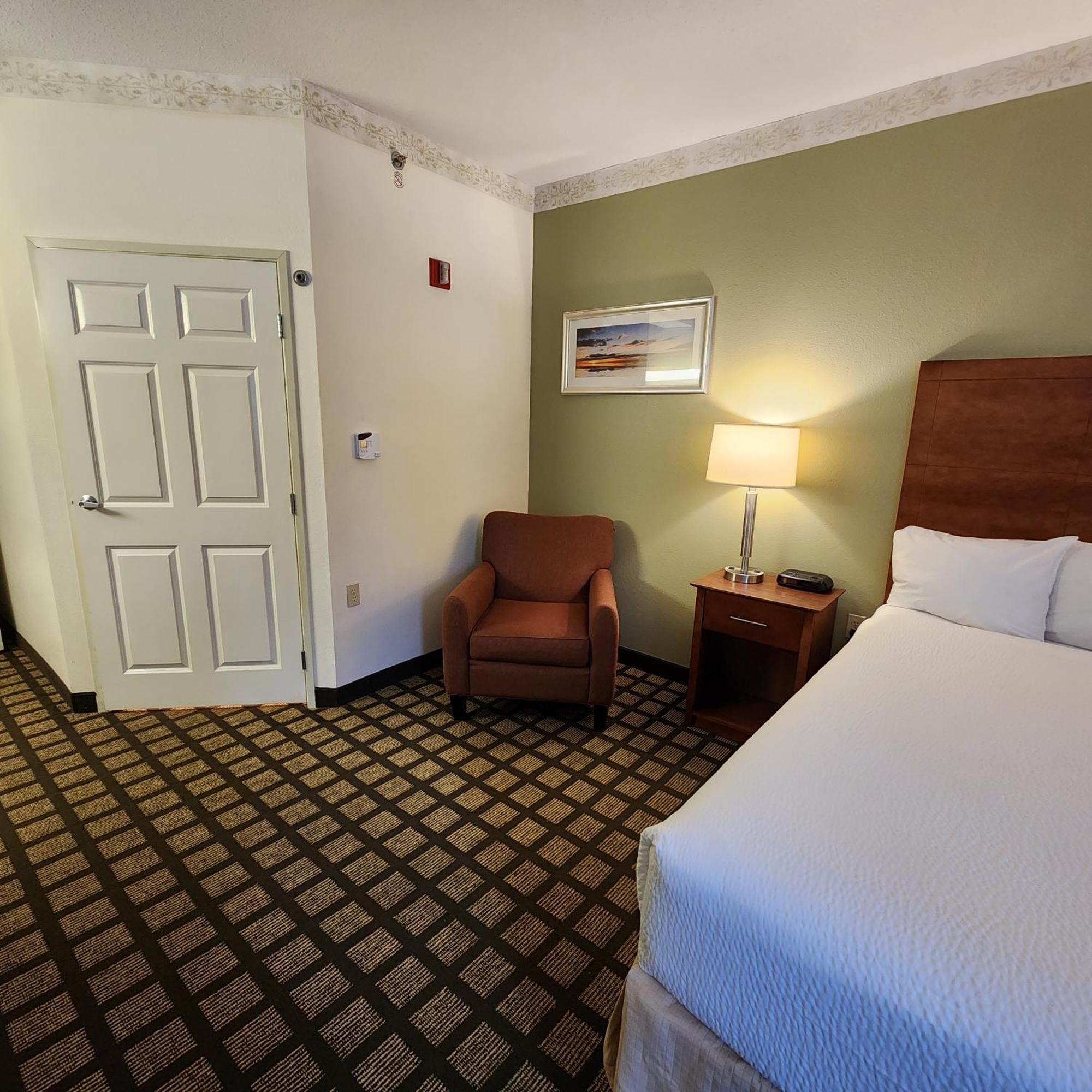 Baymont By Wyndham Mackinaw City Eksteriør bilde
